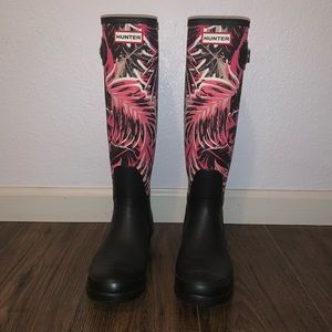 tall hunter rain boots, size 9